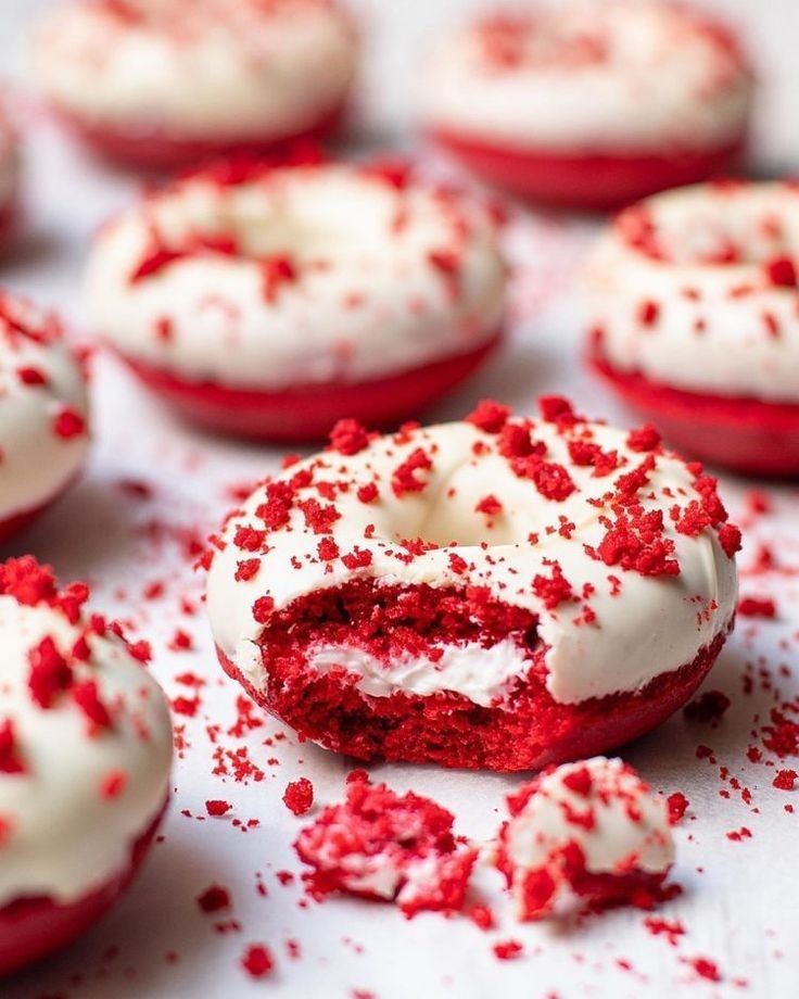 Donut Red Velvet com Cream Cheese